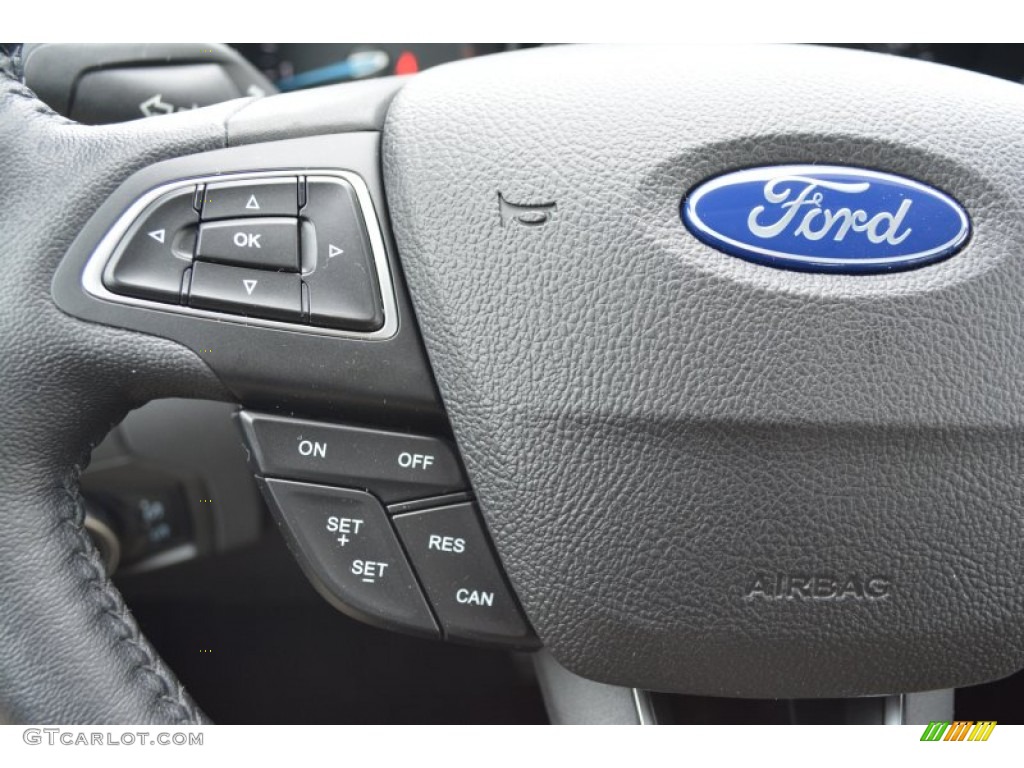 2015 Ford Focus Titanium Hatchback Controls Photo #102078561