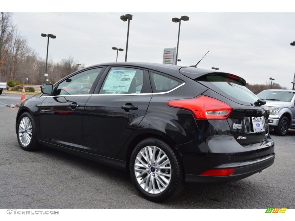 2015 Focus Titanium Hatchback - Tuxedo Black Metallic / Medium Soft Ceramic photo #28