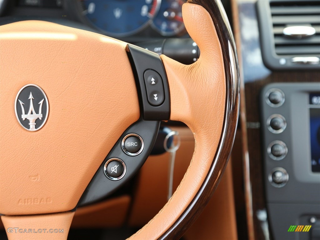 2012 Maserati Quattroporte S Controls Photo #102078978