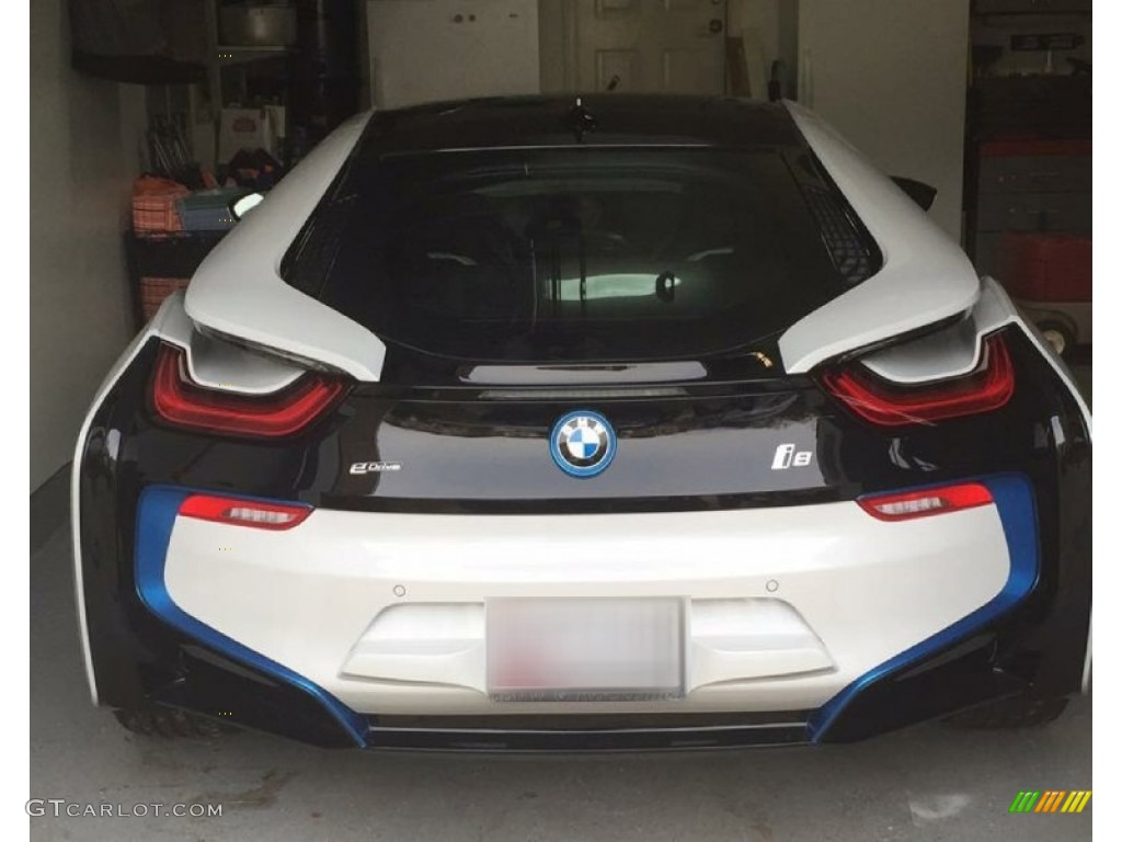 Crystal White Pearl Metallic 2014 BMW i8 Mega World Exterior Photo #102083430