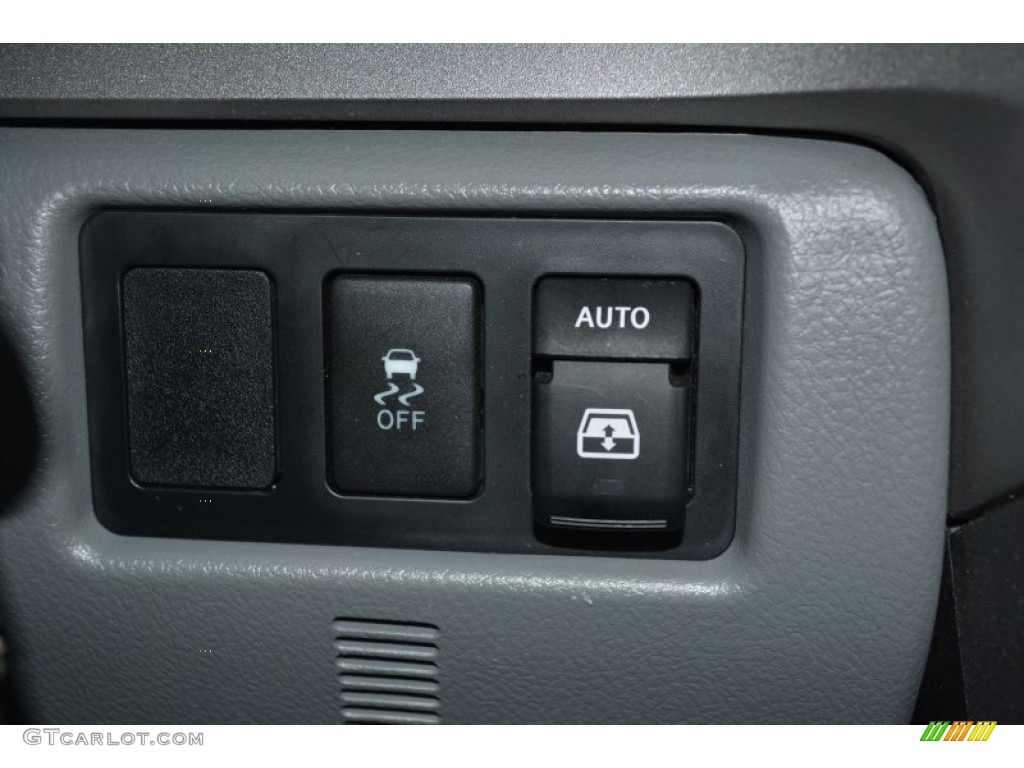 2014 Toyota Sequoia Limited Controls Photos