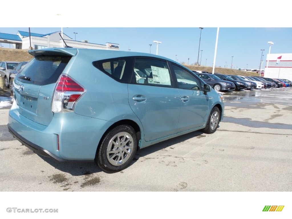 2015 Prius v Four - Sea Glass Pearl / Black photo #21
