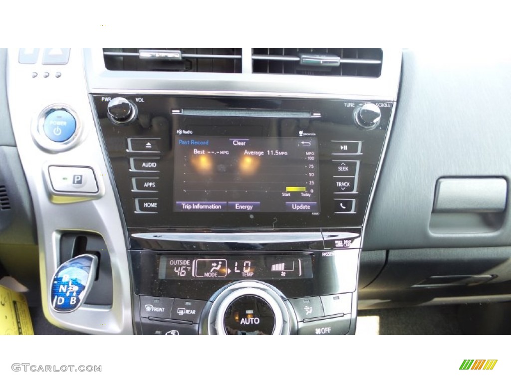 2015 Prius v Four - Sea Glass Pearl / Black photo #36