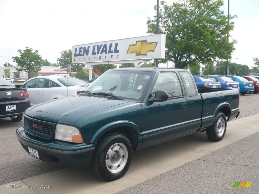 1998 Sonoma SLS Extended Cab - Emerald Green Metallic / Pewter photo #1