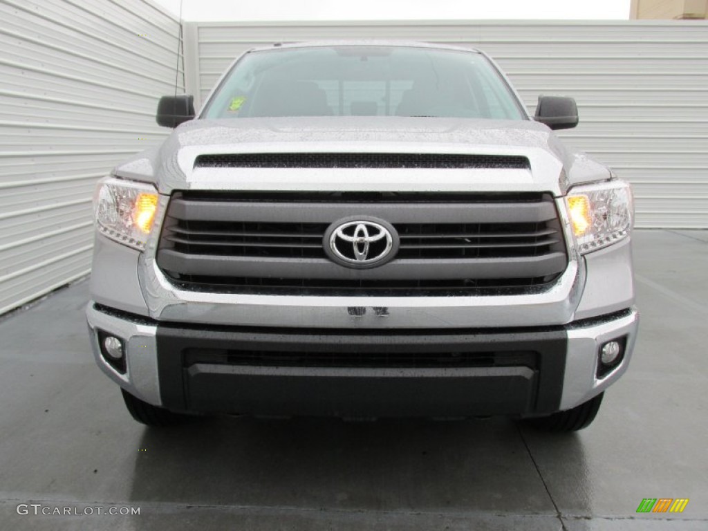 2015 Tundra SR5 Double Cab 4x4 - Silver Sky Metallic / Graphite photo #8