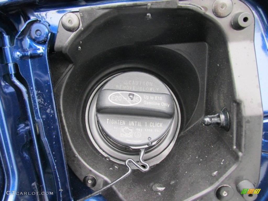 2015 Tacoma V6 PreRunner Double Cab - Blue Ribbon Metallic / Sand Beige photo #13