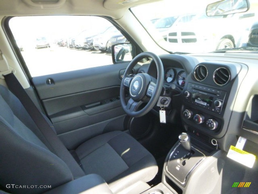 2015 Jeep Patriot Sport 4x4 Interior Color Photos