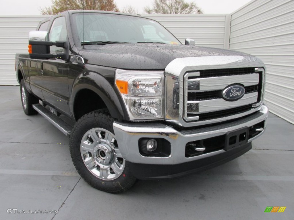 2015 F250 Super Duty Lariat Crew Cab 4x4 - Tuxedo Black / Black photo #2