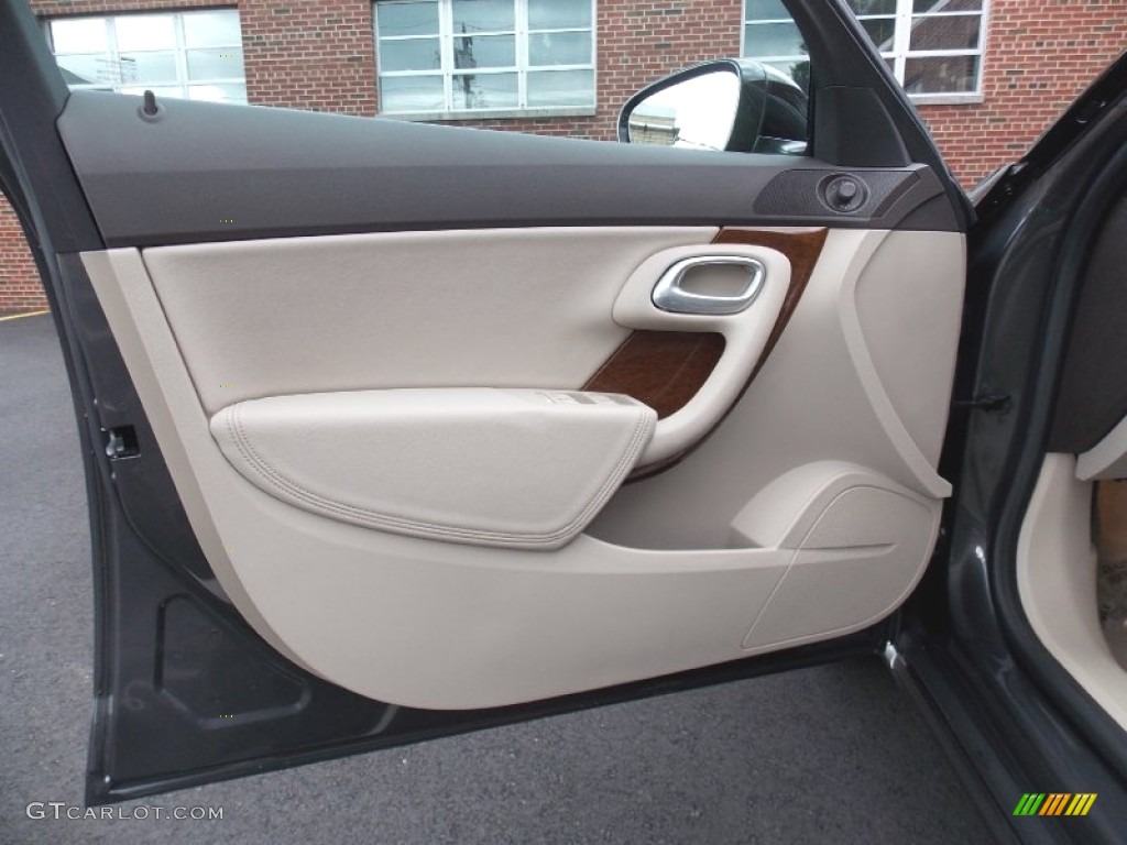 2011 Saab 9-5 Turbo4 Premium Sedan Parchment Door Panel Photo #102105765