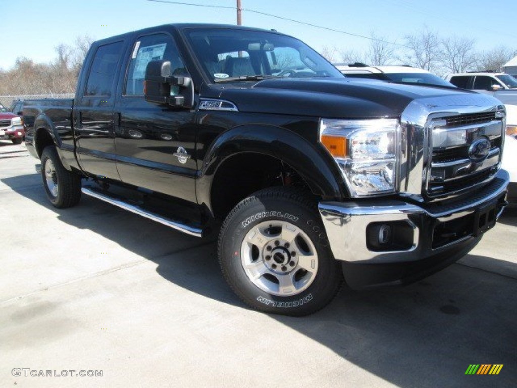 2015 F250 Super Duty XLT Crew Cab 4x4 - Tuxedo Black / Steel photo #1