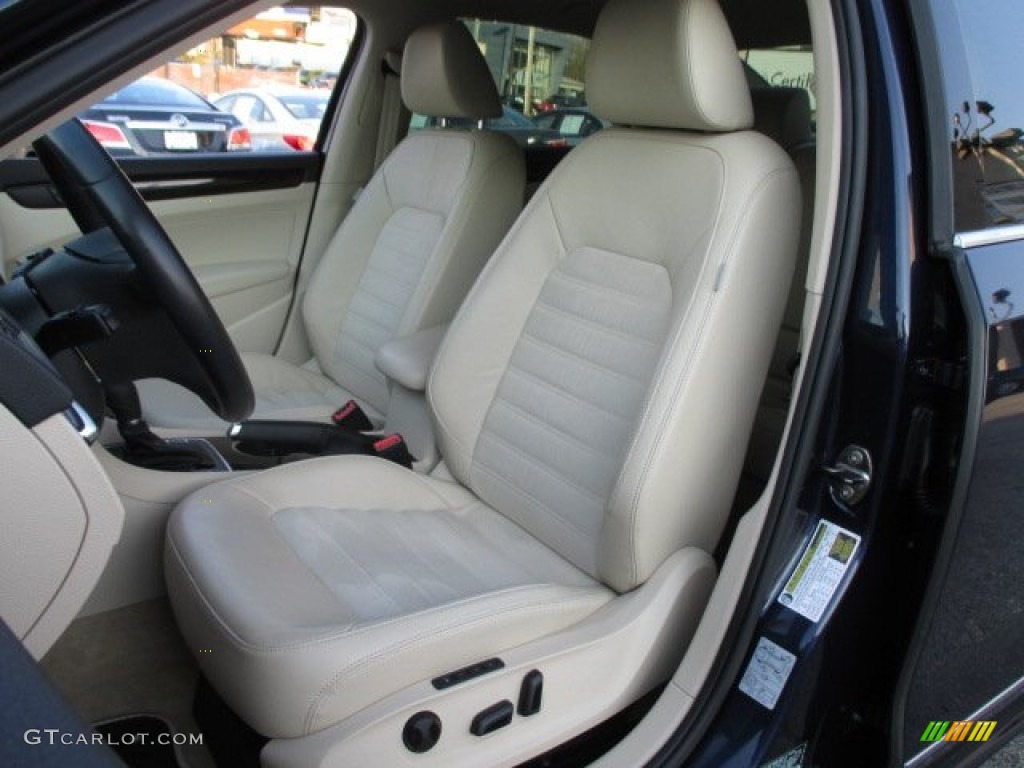Cornsilk Beige Interior 2014 Volkswagen Passat 1.8T SEL Premium Photo #102116475