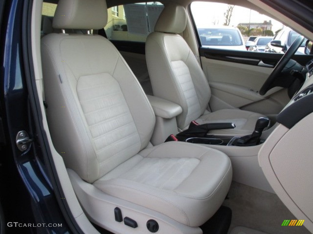 2014 Volkswagen Passat 1.8T SEL Premium Front Seat Photo #102116628