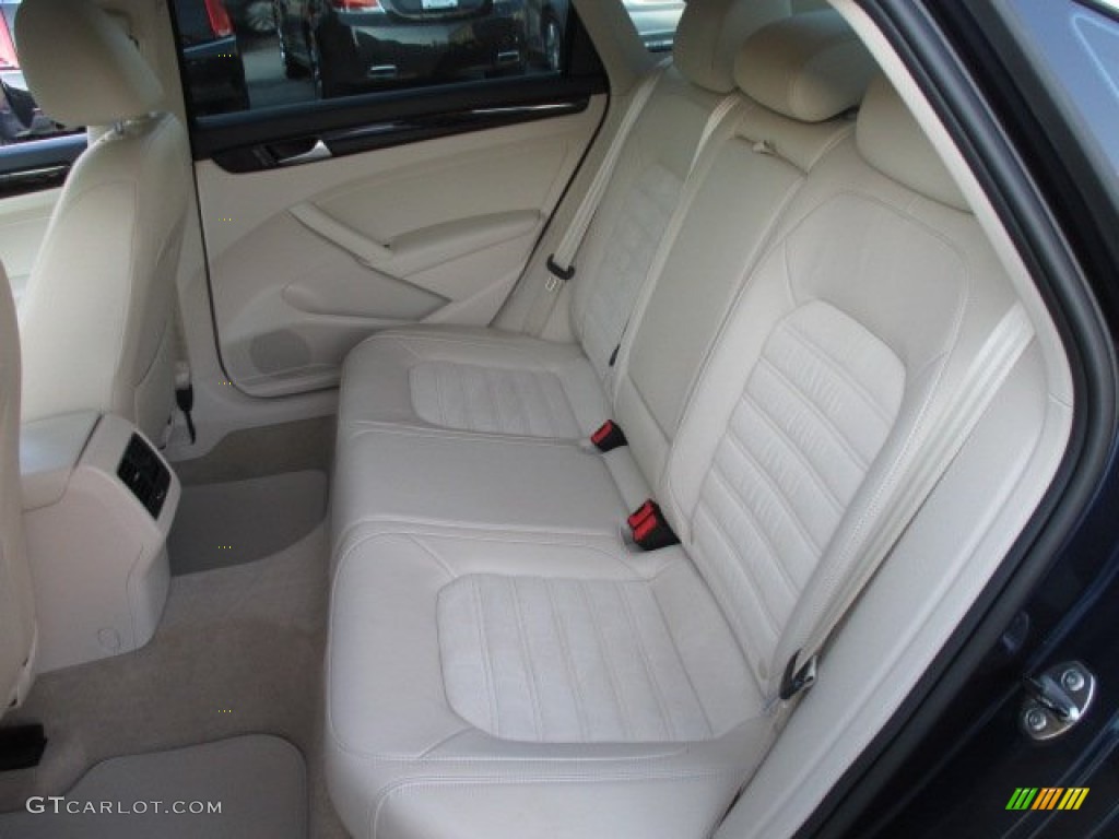 Cornsilk Beige Interior 2014 Volkswagen Passat 1.8T SEL Premium Photo #102116673