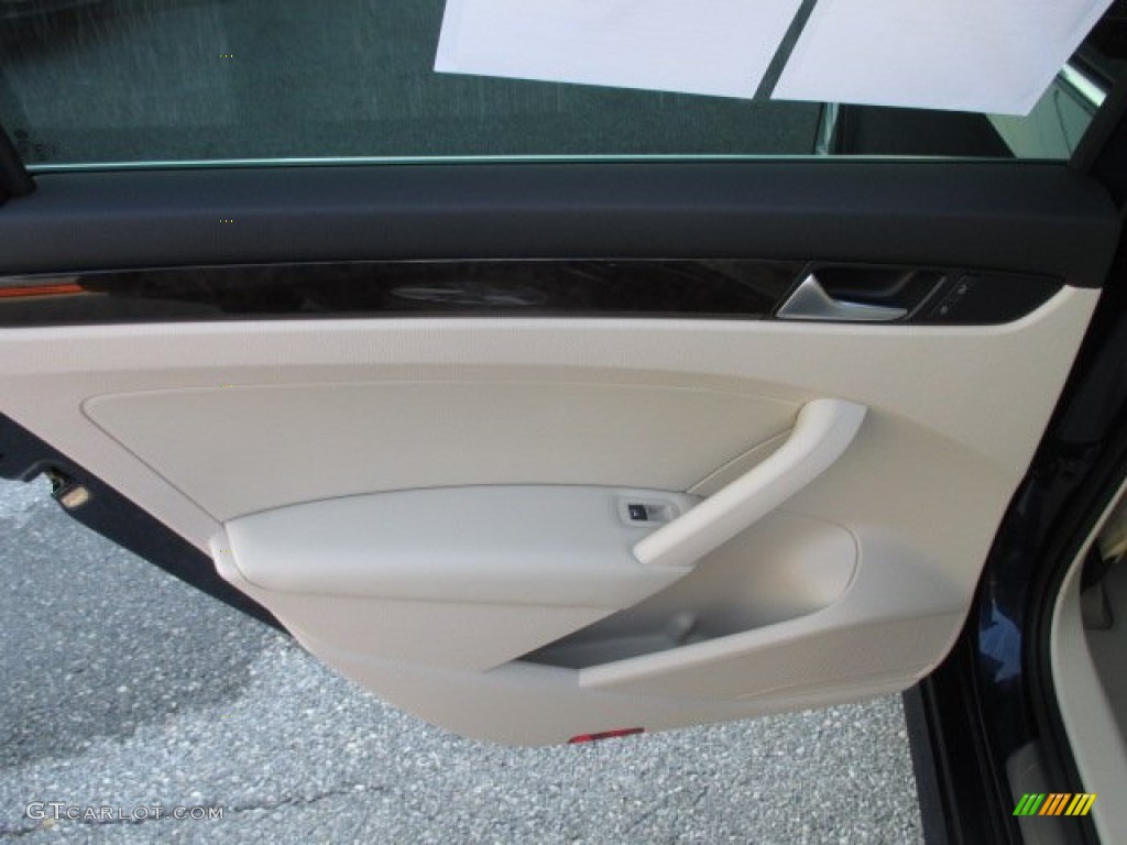 2014 Volkswagen Passat 1.8T SEL Premium Cornsilk Beige Door Panel Photo #102116736