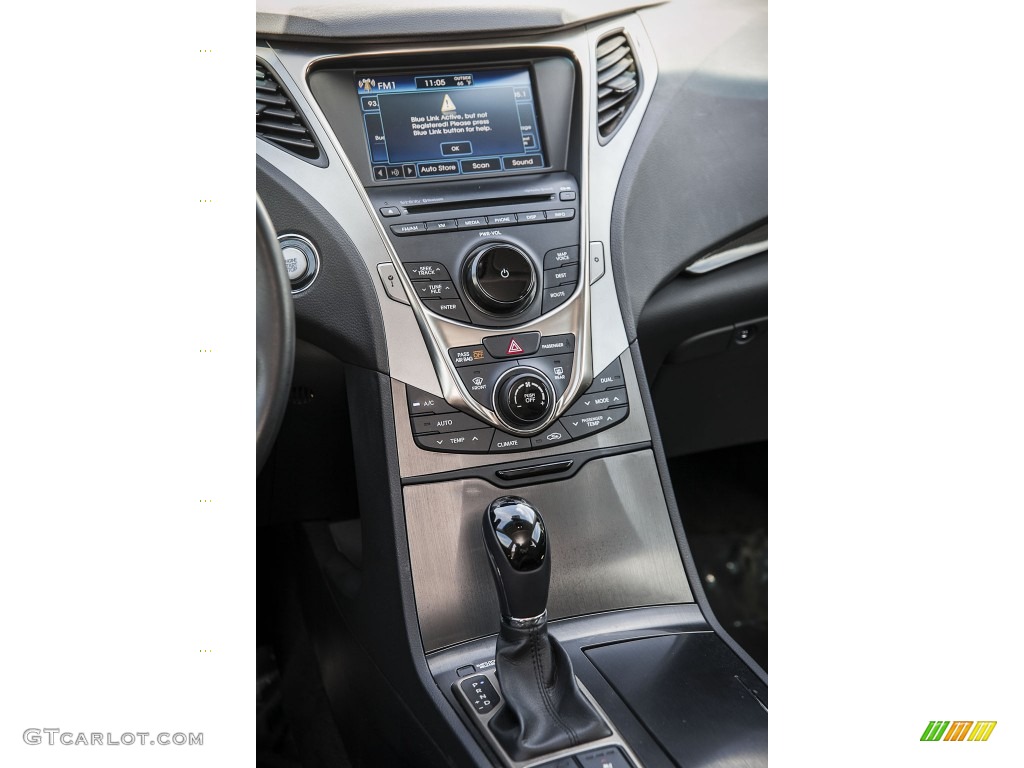 2012 Azera  - Smoke Gray Metallic / Black photo #5