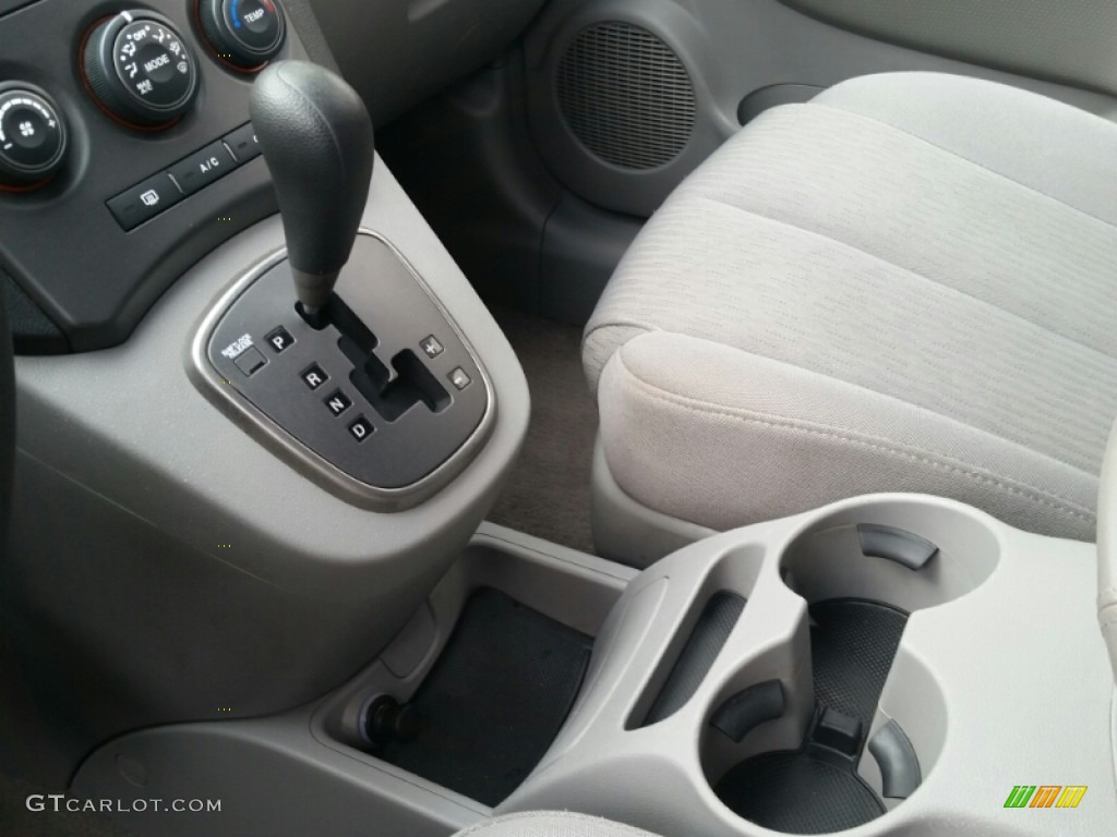 2007 Kia Rondo LX Transmission Photos