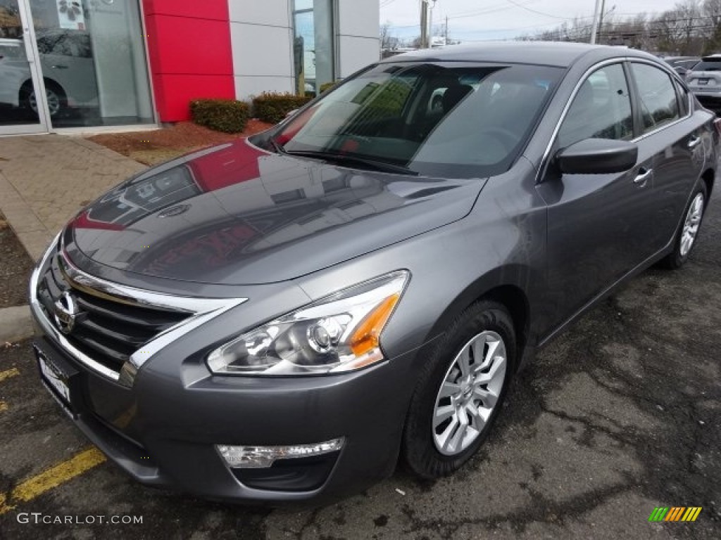 2015 Gun Metallic Nissan Altima 2.5 S 102110475 Car