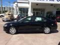 Black - Jetta SE Sedan Photo No. 2
