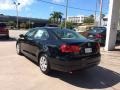 Black - Jetta SE Sedan Photo No. 3