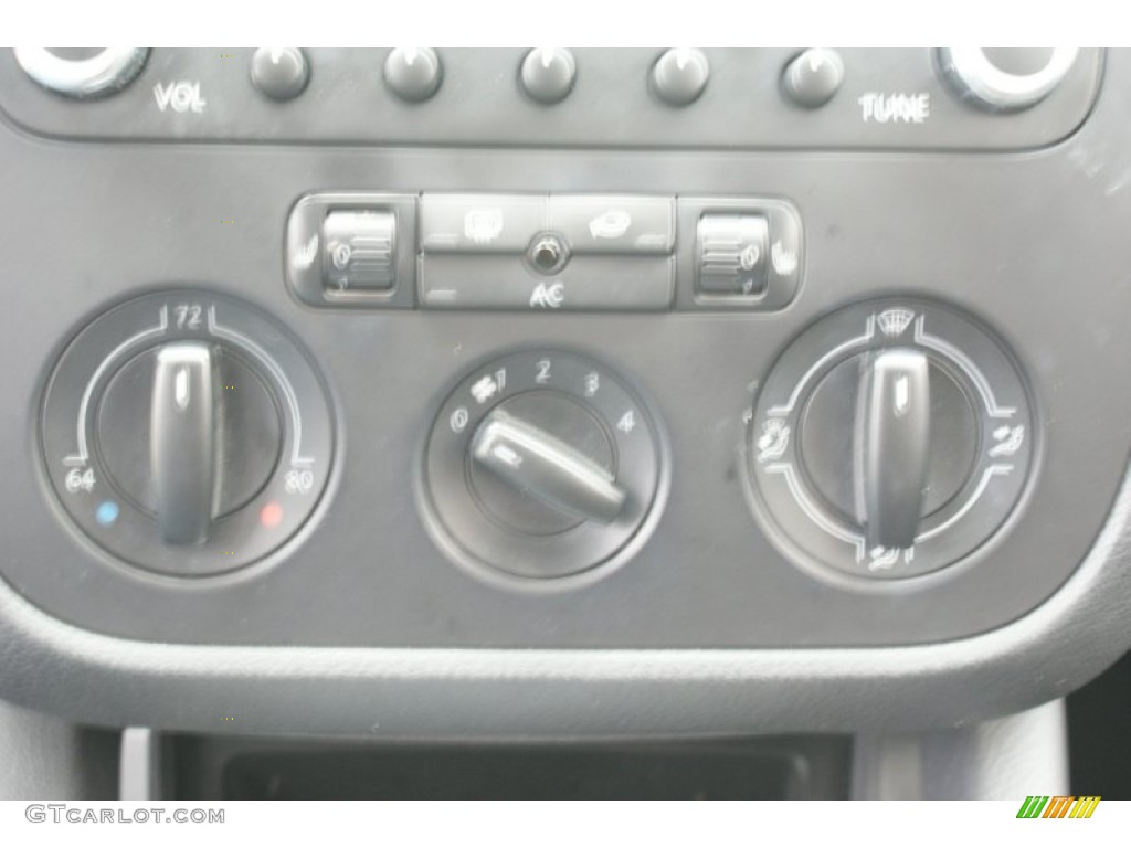 2009 Jetta SE Sedan - Reflex Silver Metallic / Art Grey photo #31
