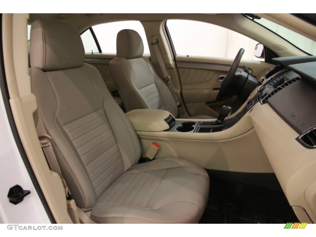 2014 Taurus SE - Oxford White / Dune photo #11