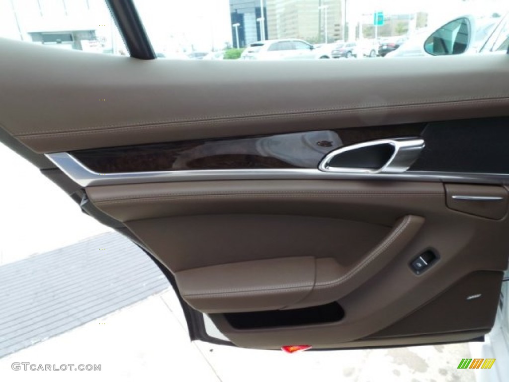 2015 Porsche Panamera Turbo Saddle Brown Door Panel Photo #102137325