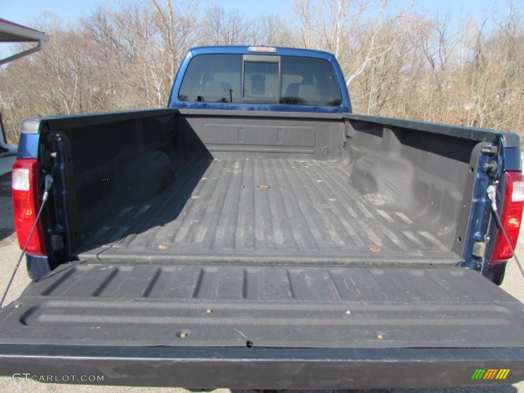 2008 F350 Super Duty Lariat Crew Cab 4x4 - Dark Blue Pearl Metallic / Camel photo #16