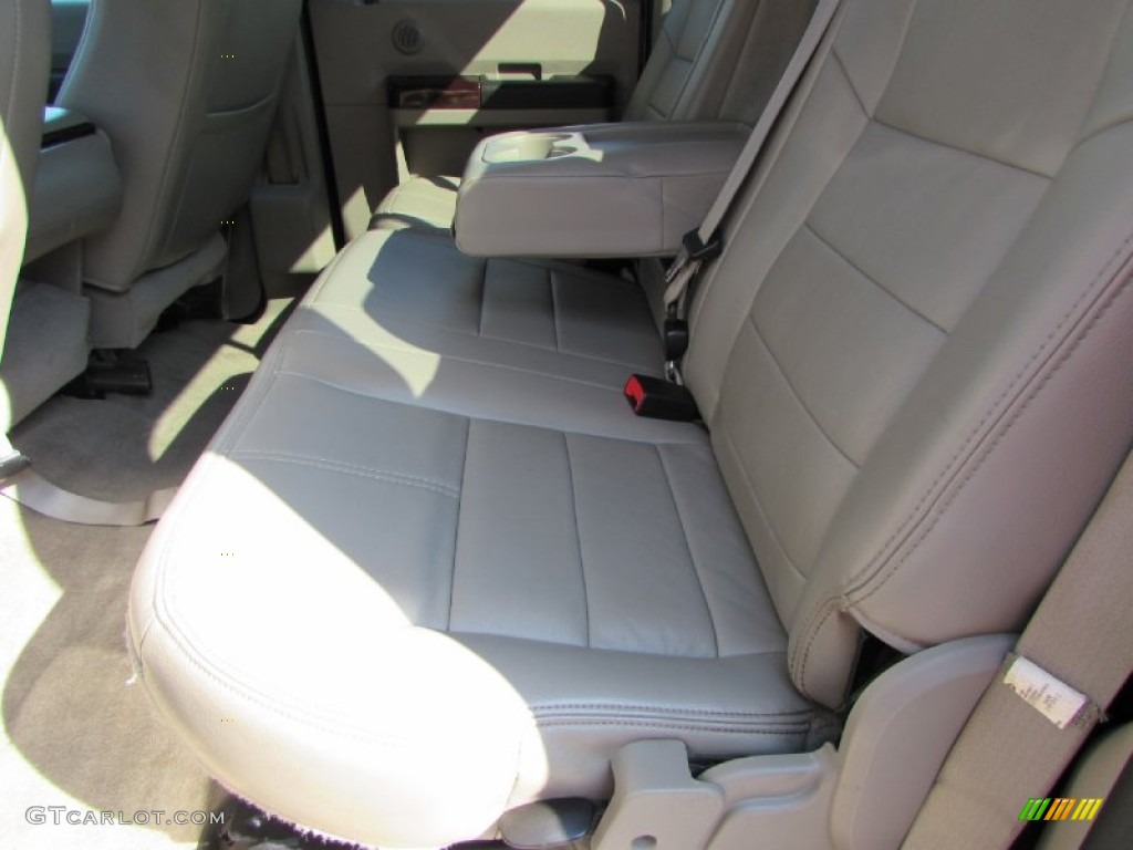2008 F350 Super Duty Lariat Crew Cab 4x4 - Dark Blue Pearl Metallic / Camel photo #28