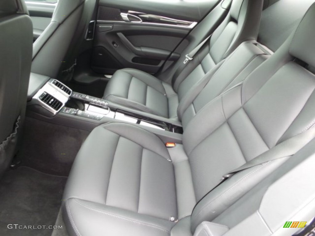 2015 Porsche Panamera S Rear Seat Photo #102138031