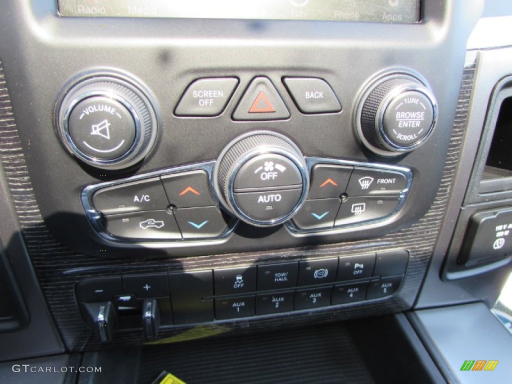 2015 Ram 3500 Laramie Limited Crew Cab 4x4 Controls Photo #102141546