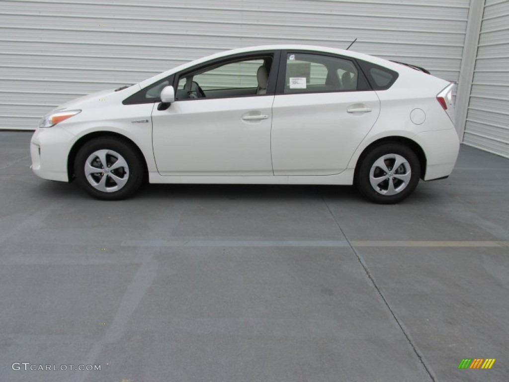 2015 Prius Two Hybrid - Blizzard Pearl / Misty Gray photo #6