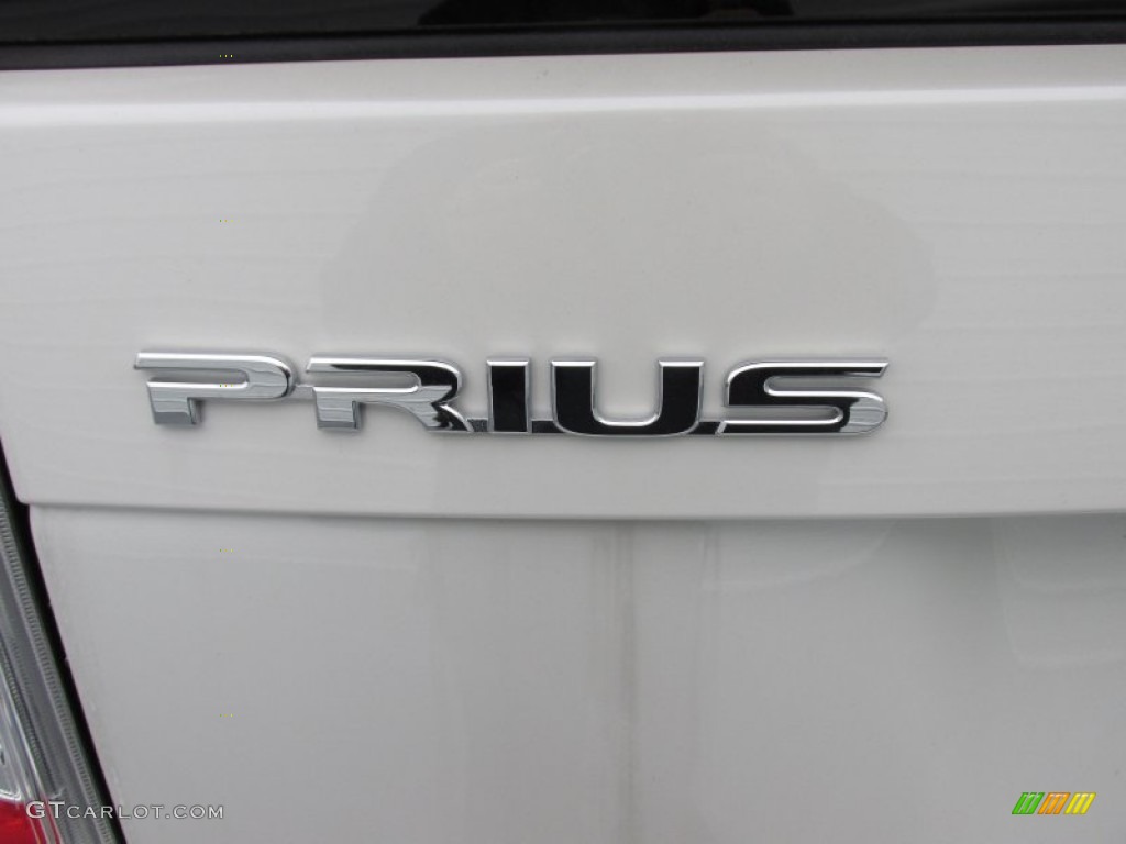 2015 Prius Two Hybrid - Blizzard Pearl / Misty Gray photo #14