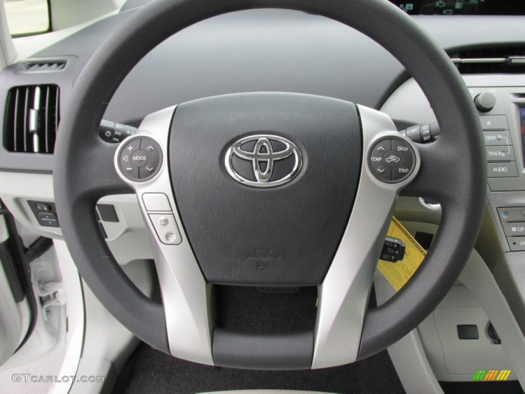 2015 Prius Two Hybrid - Blizzard Pearl / Misty Gray photo #31