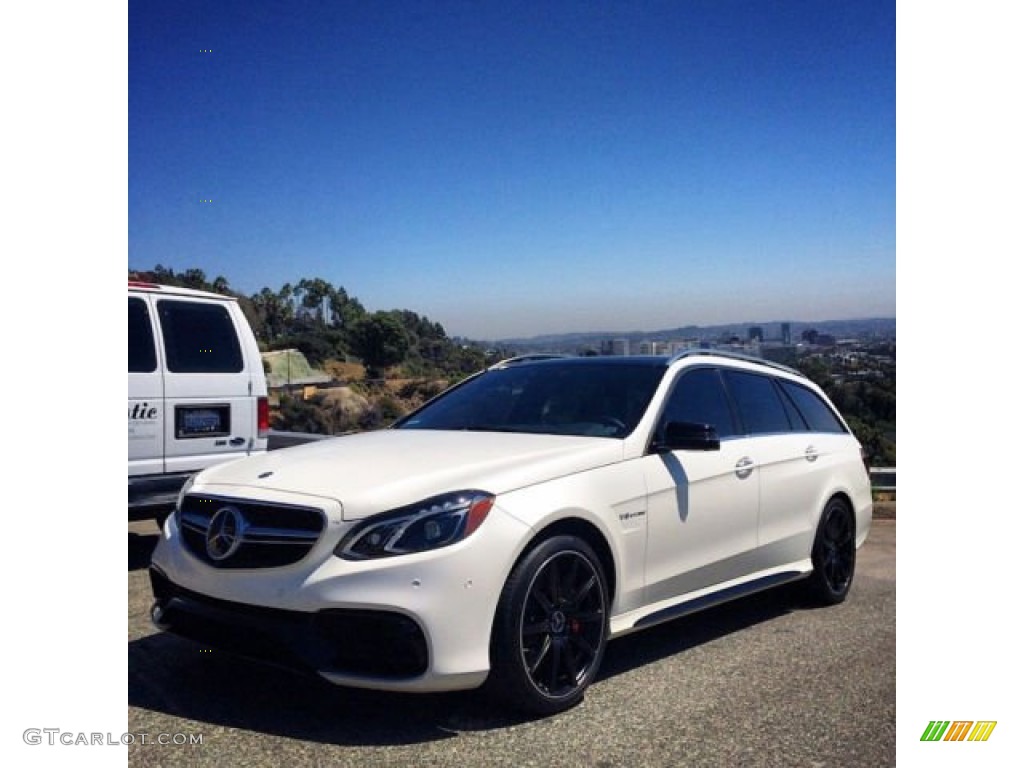 2014 E 63 AMG S-Model Wagon - Diamond White Metallic / Black photo #1