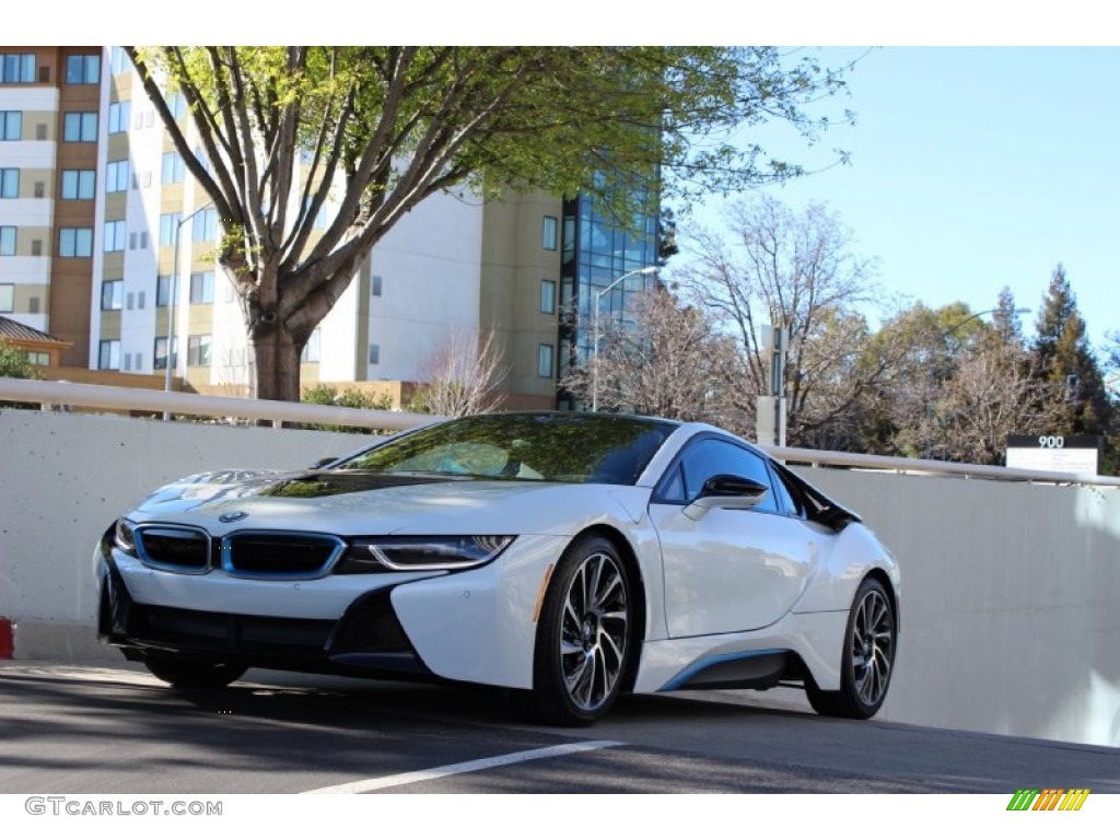 Crystal White Pearl Metallic 2015 BMW i8 Giga World Exterior Photo #102151157
