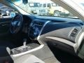 Pearl White - Altima 2.5 S Photo No. 6
