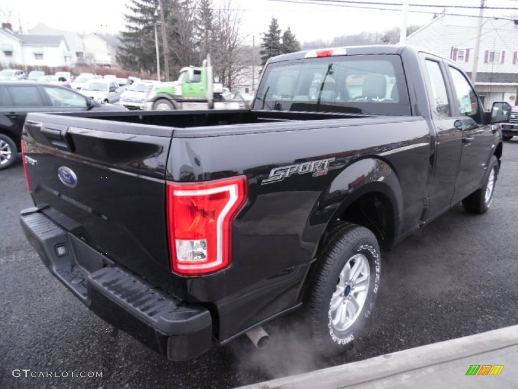 2015 F150 XL SuperCab 4x4 - Tuxedo Black Metallic / Medium Earth Gray photo #5