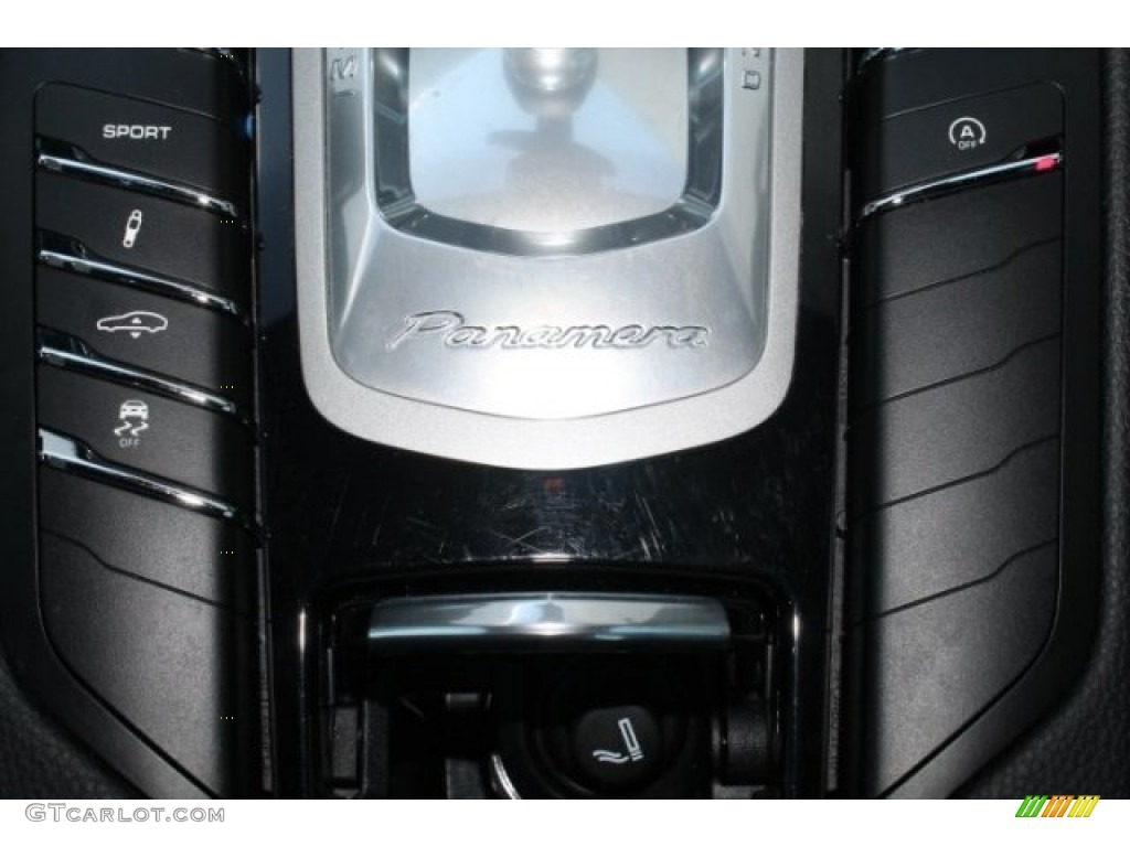 2014 Panamera 4S - Black / Black photo #33