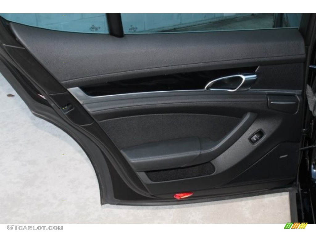 2014 Panamera 4S - Black / Black photo #39