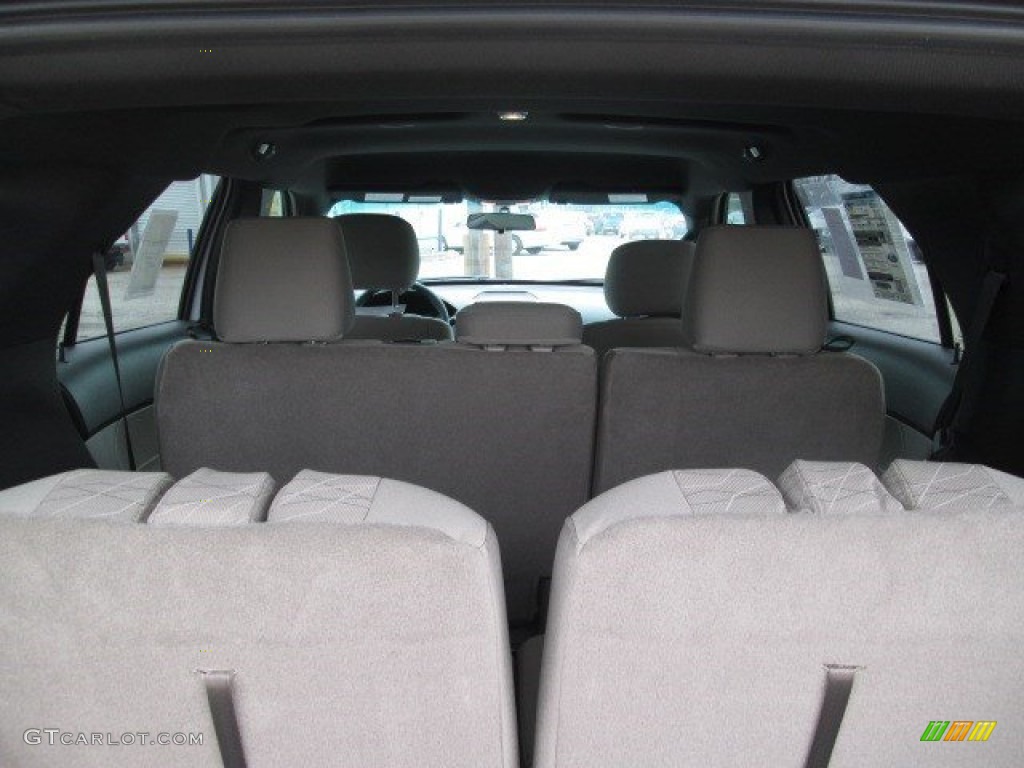2015 Explorer FWD - Oxford White / Medium Light Stone photo #12