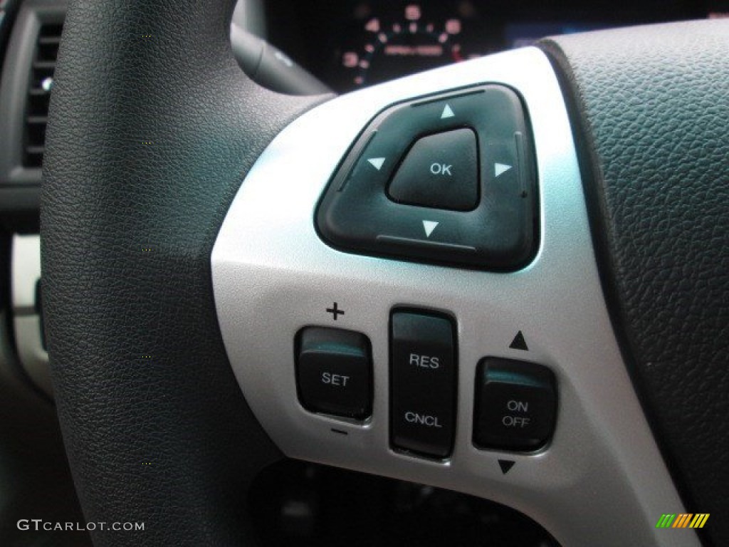 2015 Explorer FWD - Oxford White / Medium Light Stone photo #28