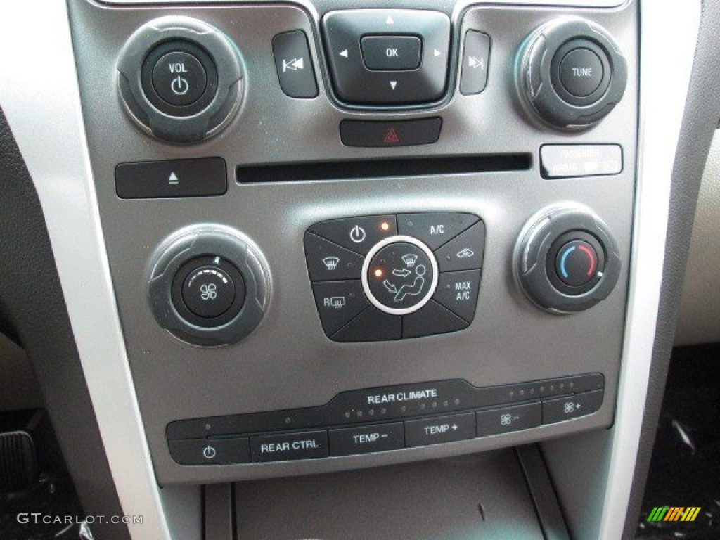 2015 Explorer FWD - Oxford White / Medium Light Stone photo #32