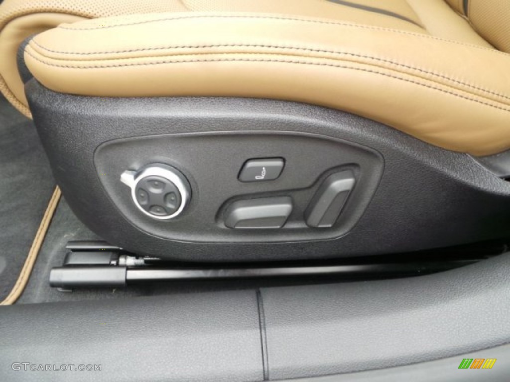 2015 Audi RS 7 4.0 TFSI quattro Controls Photo #102158006
