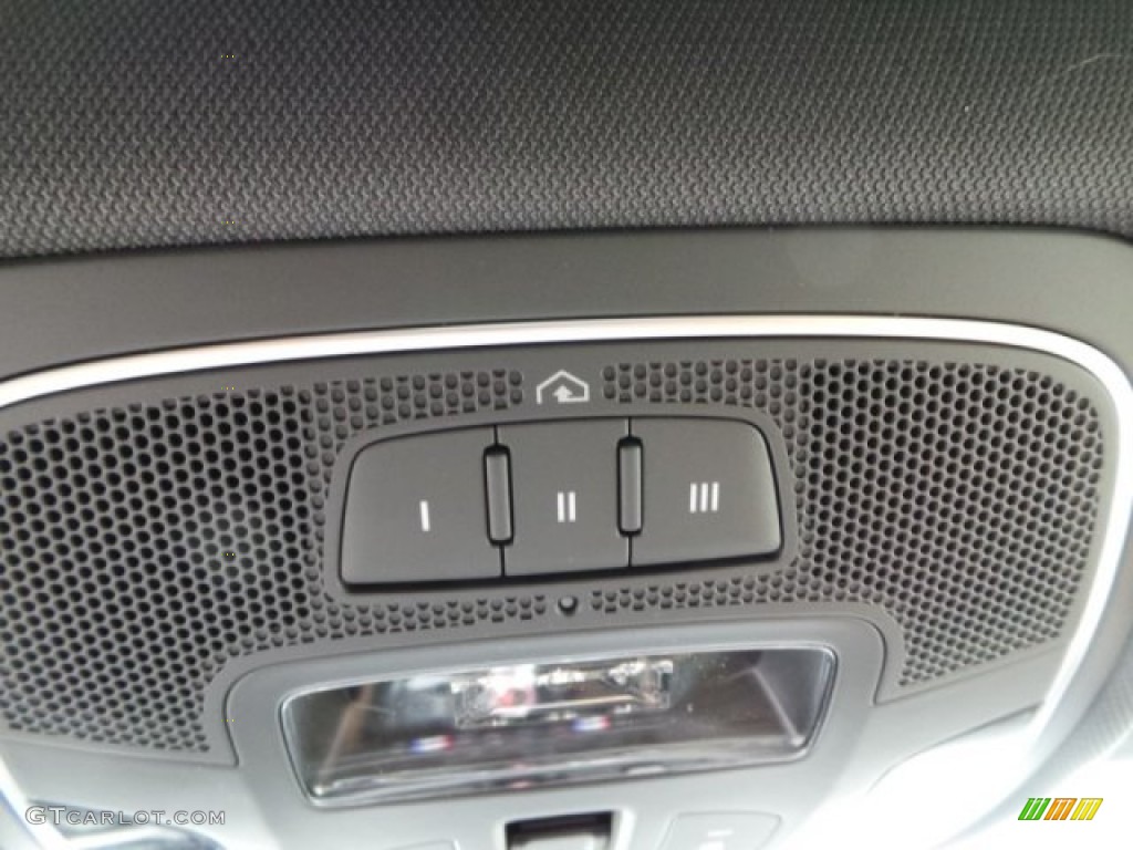 2015 Audi RS 7 4.0 TFSI quattro Controls Photo #102158117