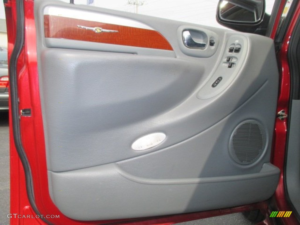 2007 Chrysler Town & Country Limited Medium Slate Gray Door Panel Photo #102158962