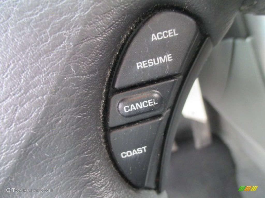 2007 Chrysler Town & Country Limited Controls Photo #102159137