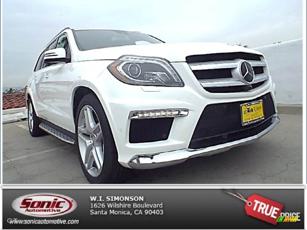 2015 GL 550 4Matic - Polar White / Black photo #1