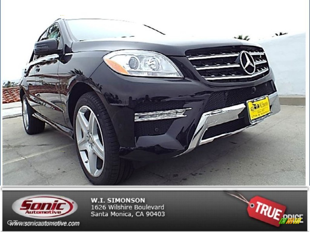 2015 ML 400 4Matic - Black / Almond Beige/Black photo #1