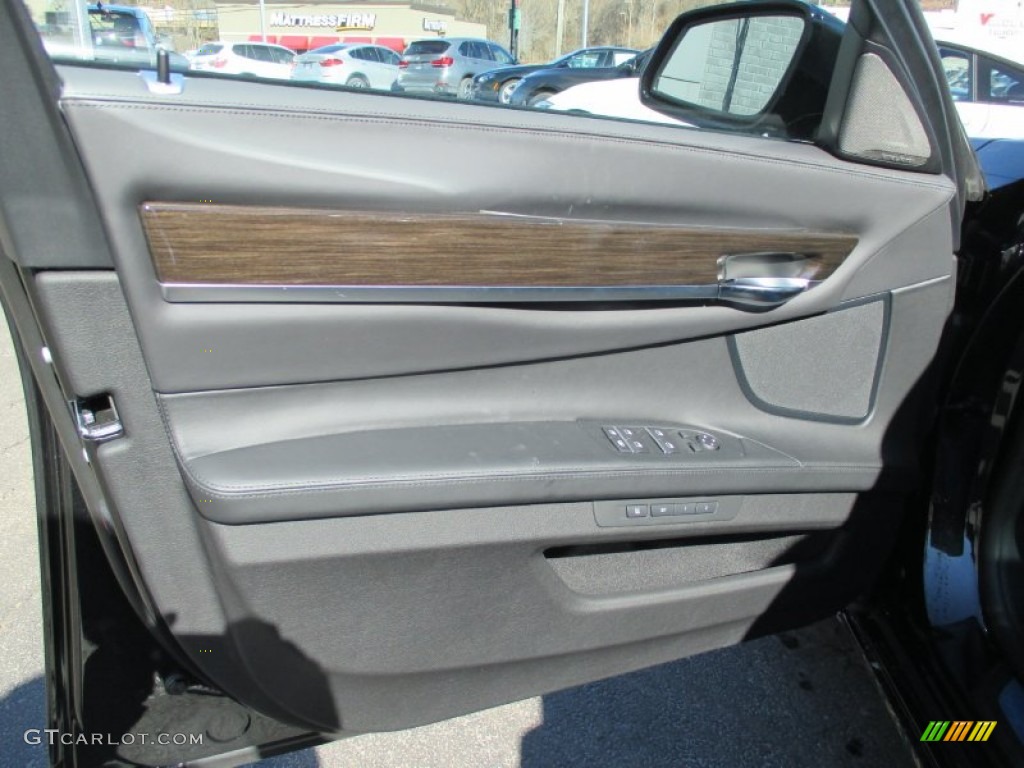 2015 BMW 7 Series 740Li xDrive Sedan Door Panel Photos