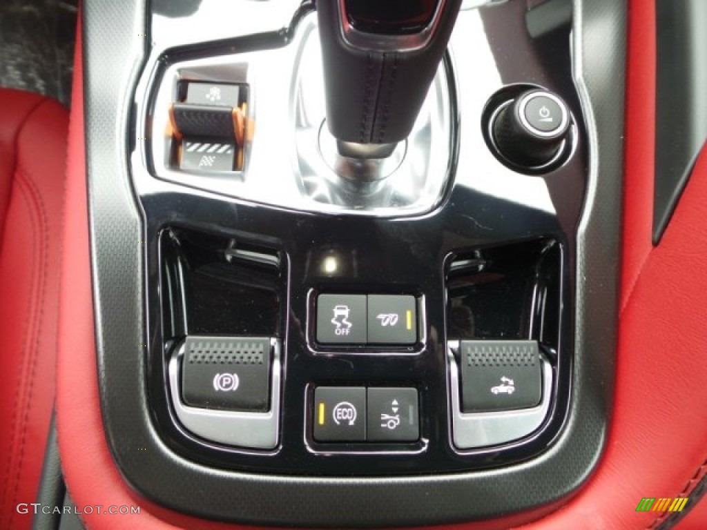 2015 Jaguar F-TYPE V8 S Convertible Controls Photo #102167006